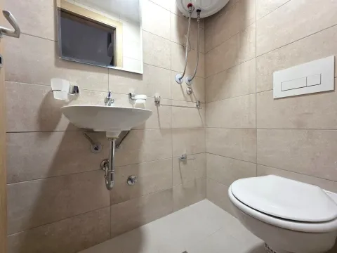 Rent, apartment, 57m², Stari Aerodrom, Podgorica - image 4