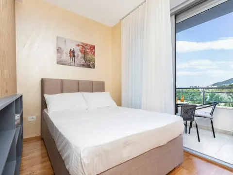 Sale, two bedroom apartment, 55m², Budva, Crna Gora - image 9