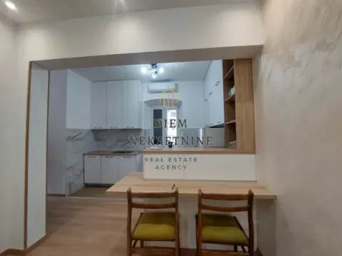 Rent, one bedroom apartment, 40m², Stari Grad Kotor, Kotor - image 3