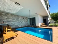 Prodaja, kuća, 310m², Kotor, Crna Gora - image 1