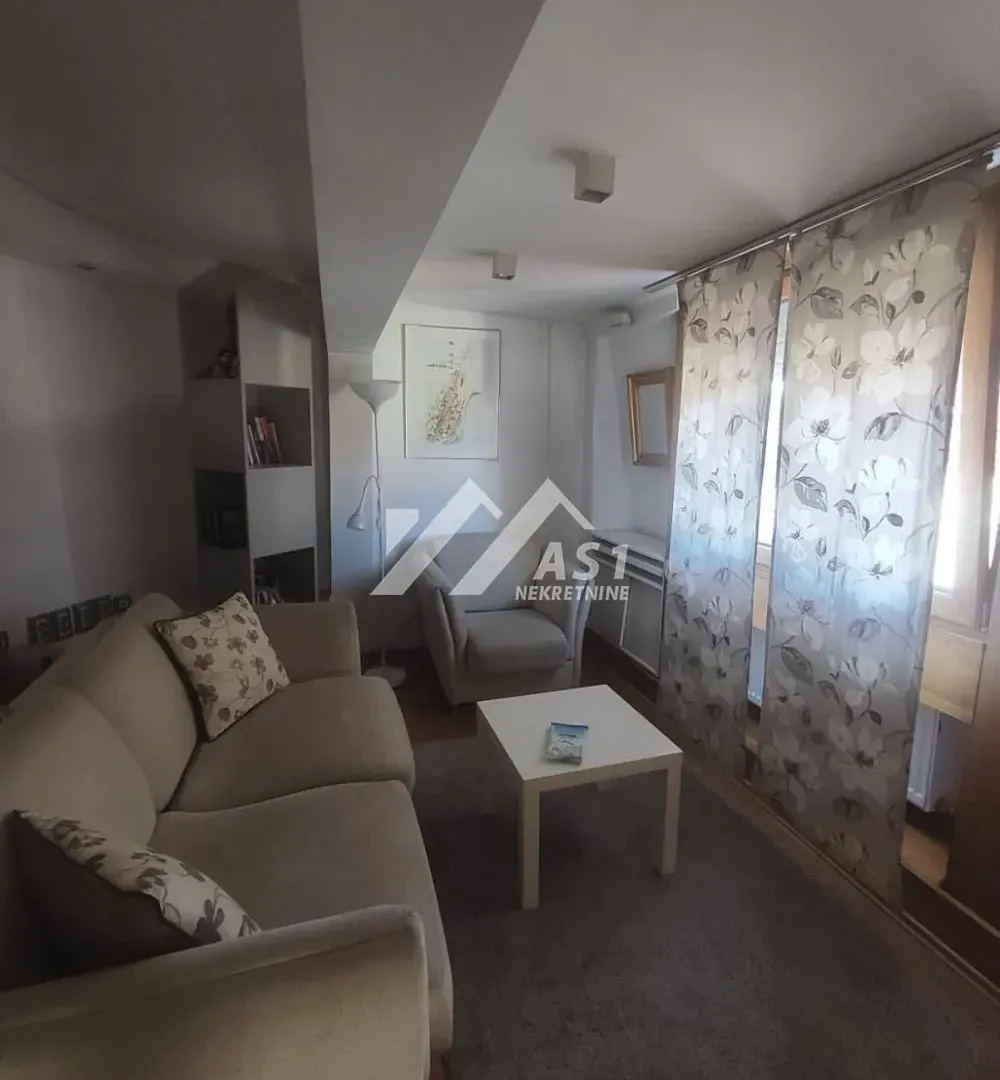 Izdavanje, jednosoban stan, 30m², Novi Sad Sve Podlokacije, Novi Sad