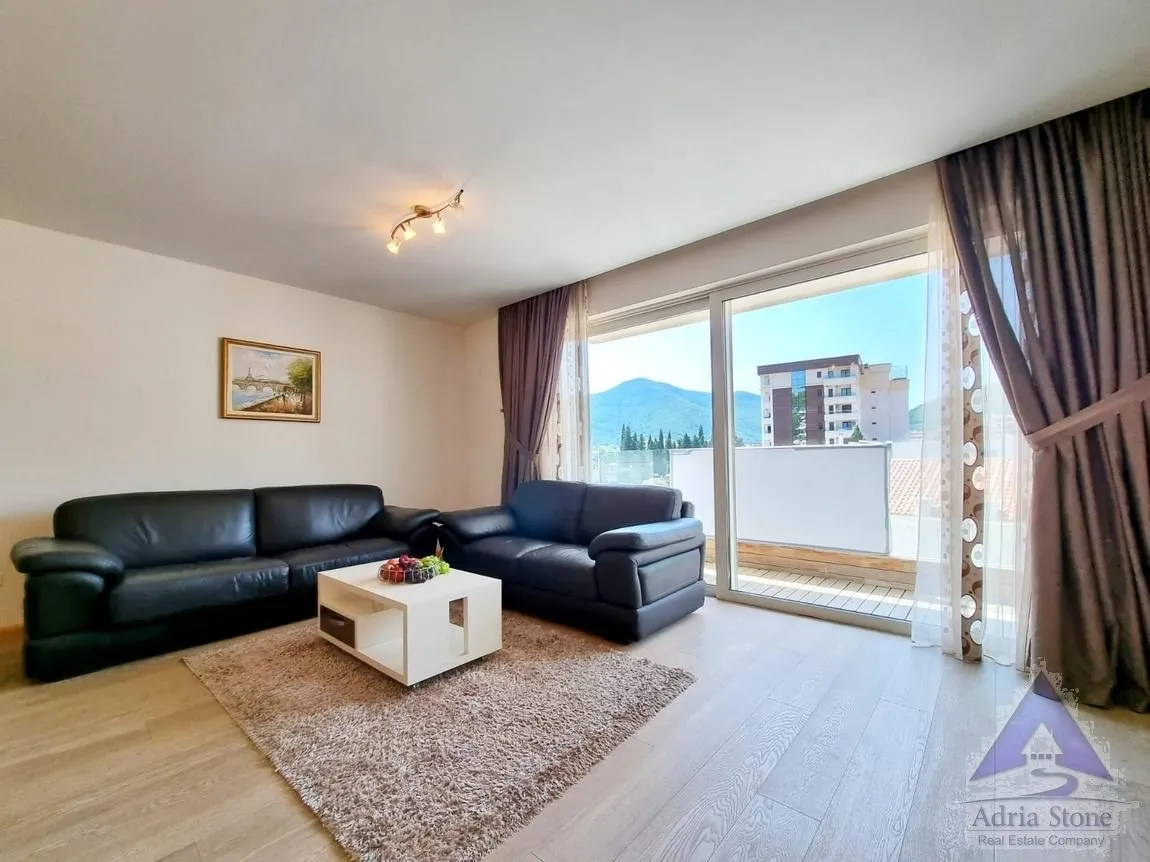 Rent, one bedroom apartment, 61m², Budva, Crna Gora