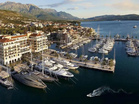 Prodaja, jednosoban stan, 68m², Tivat, Crna Gora - image 12