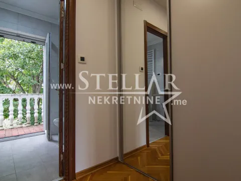 Rent, house, 250m², Mareza, Podgorica - image 8