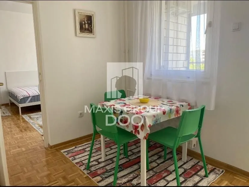 Prodaja, jednosoban stan, 50m², Novi Beograd Sve Podlokacije, Beograd