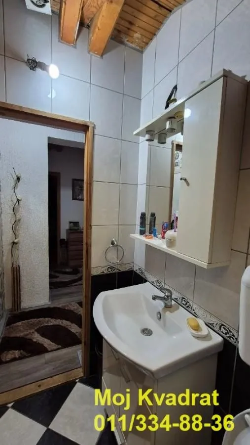 Prodaja, kuća, 244m², Čenej, Novi Sad Sve Podlokacije