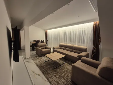 Izdavanje, jednosoban stan, 59m², Dalmatinska ulica, Podgorica - image 5