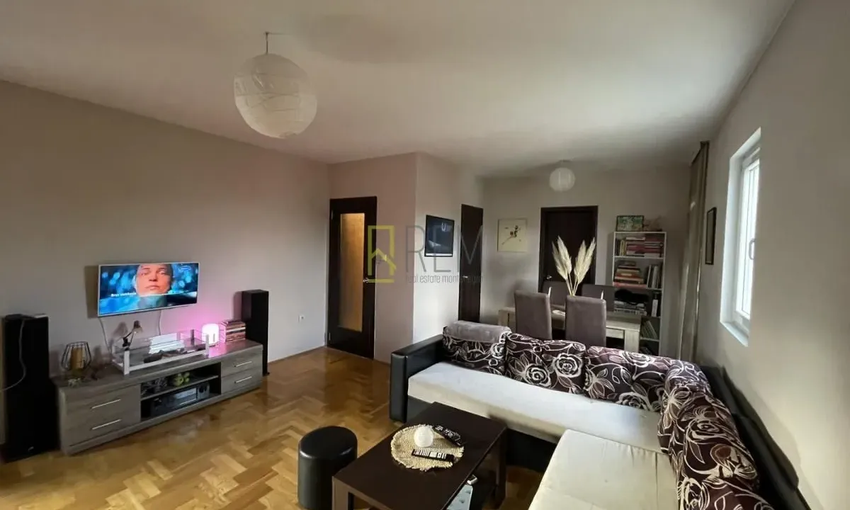 Izdavanje, jednosoban stan, 60m², Zagorič, Podgorica