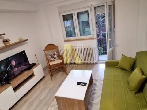 Izdavanje, dvosoban stan, 51m², Bulevar Oslobodjenja, Novi Sad Sve Podlokacije - image 4
