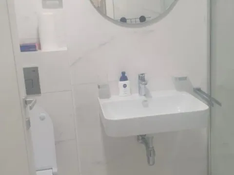 Izdavanje, jednosoban stan, 43m², Central Point, Podgorica - image 4