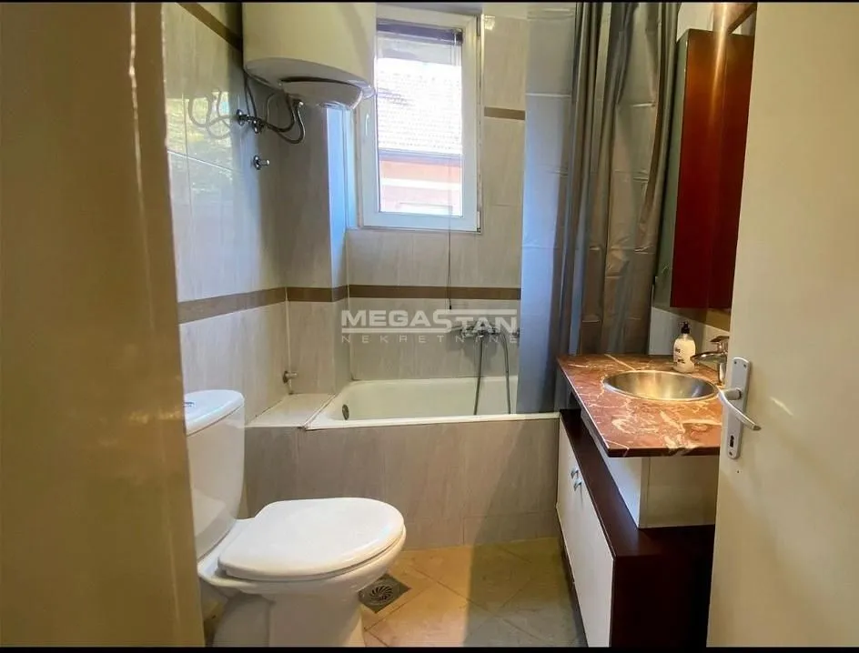Sale, house, 161m², Bogoslovija, Palilula Sve Podlokacije