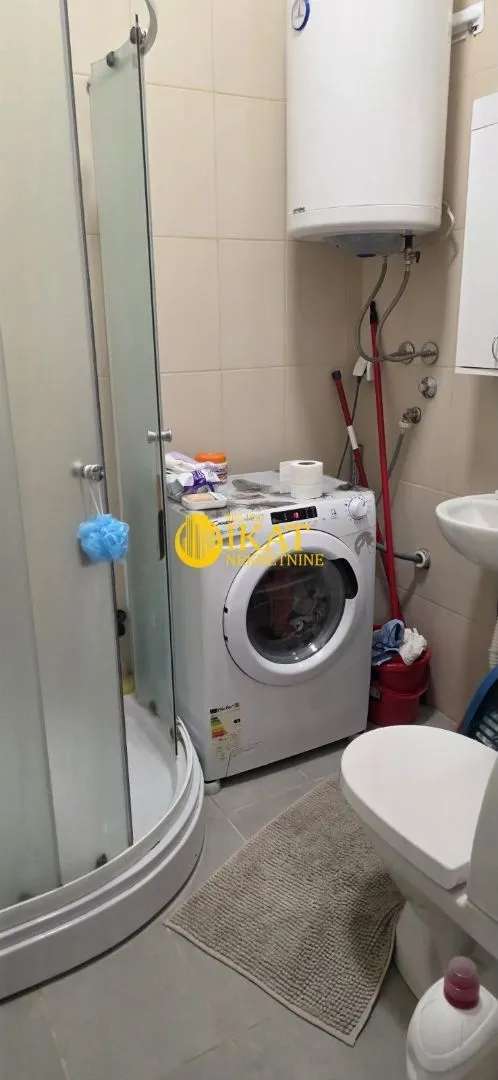 Prodaja, jednosoban stan, 35m², Vojvode Vlahovica, Beograd