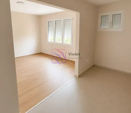 Prodaja, kuća, 220m², Dalmatinska ulica, Podgorica - image 5