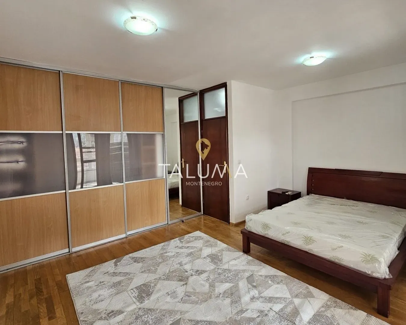 Izdavanje, trosoban stan, 120m², Zabjelo, Podgorica
