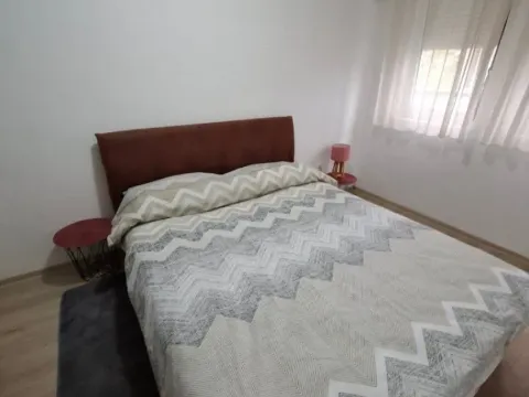Izdavanje, jednosoban stan, 57m², Blok 9, Podgorica - image 10