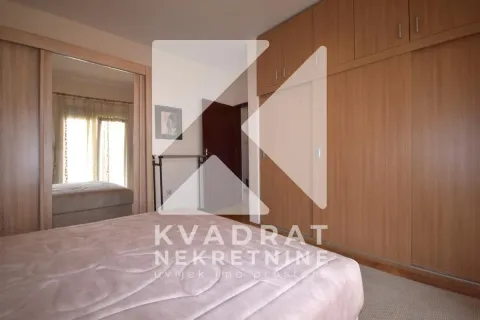 Rent, two bedroom apartment, 80m², Stari Aerodrom, Podgorica - image 7