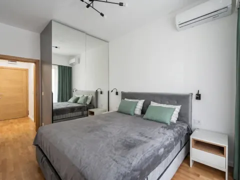Sale, one bedroom apartment, 49m², Bečići, Budva - image 4