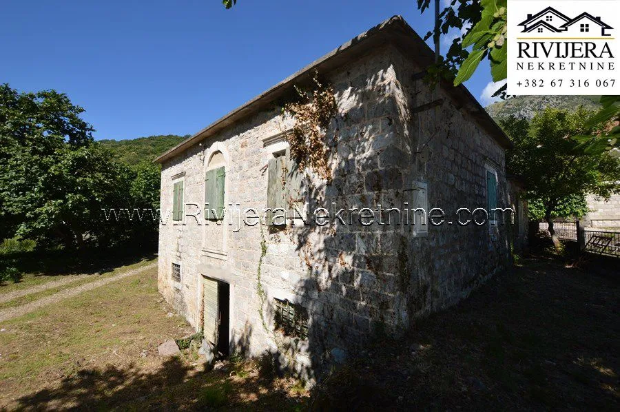 Prodaja, kuća, 107m², Kamenari, Herceg Novi