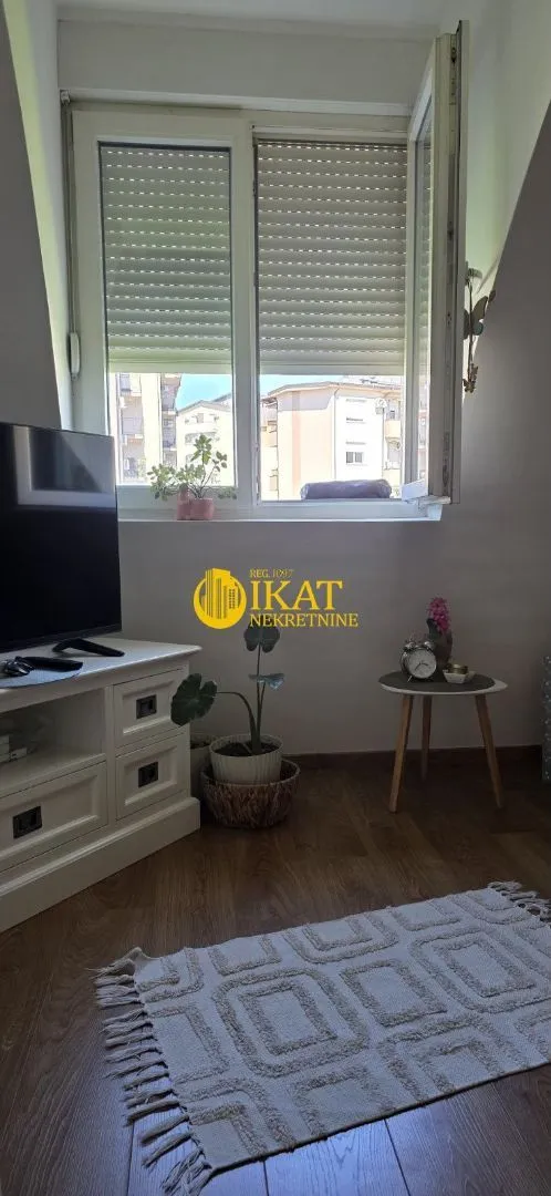 Prodaja, jednosoban stan, 35m², Vojvode Vlahovica, Beograd