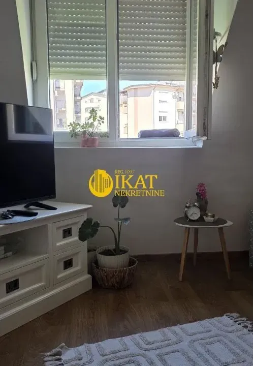 Prodaja, jednosoban stan, 35m², Vojvode Vlahovica, Beograd