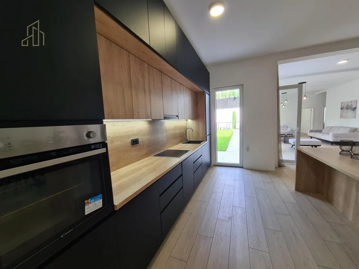 Prodaja, stan, 220m², Savski Venac, Beograd