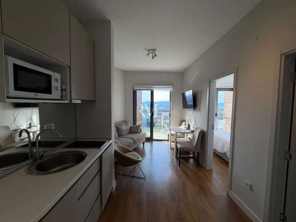 Prodaja, dvosoban stan, 35m², Kavač, Kotor