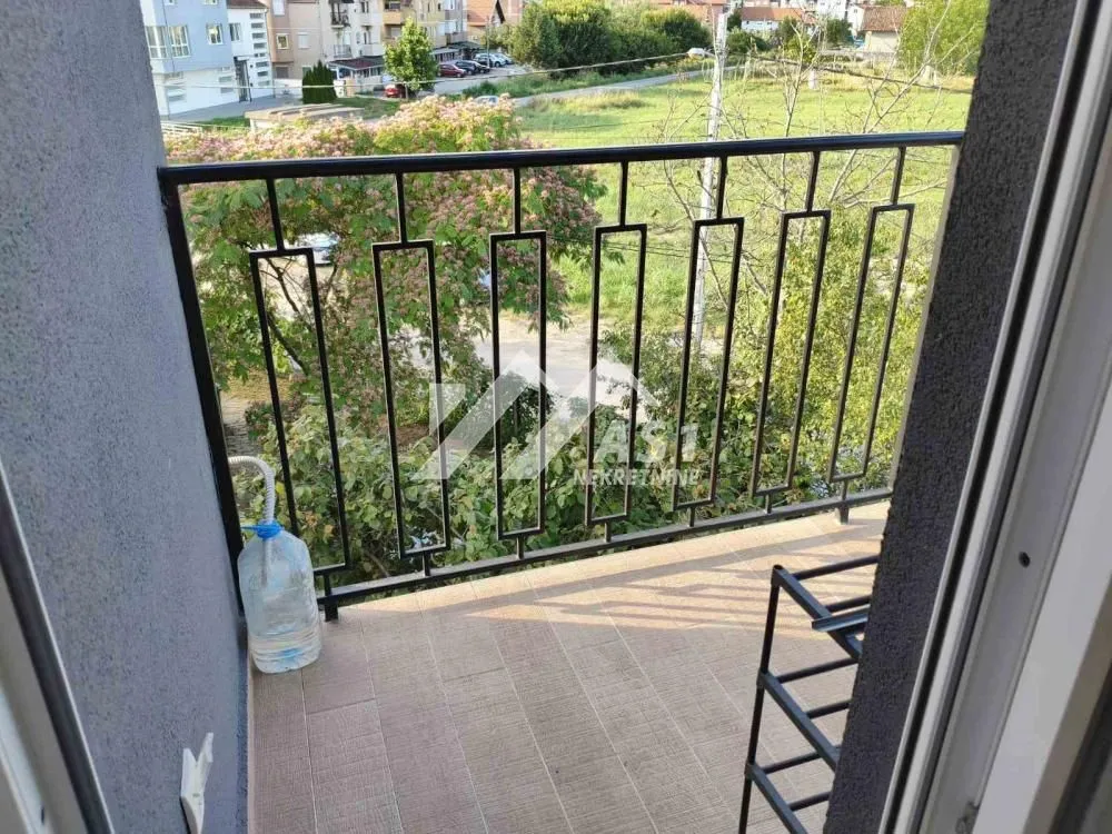 Izdavanje, jednosoban stan, 42m², Adice, Novi Sad Sve Podlokacije