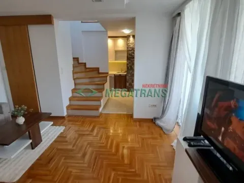 Izdavanje, četvorosoban stan, 103m², Grbavica, Novi Sad Sve Podlokacije - image 9