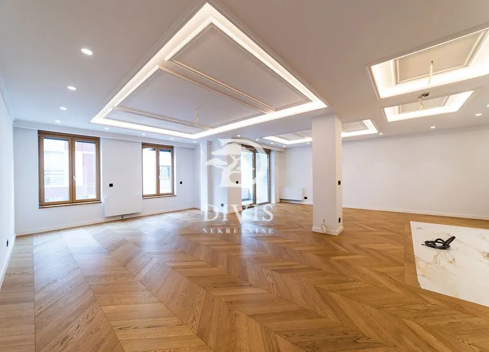 Sale, four bedroom apartment, 228m², Vračar Hram, Vračar Sve Podlokacije