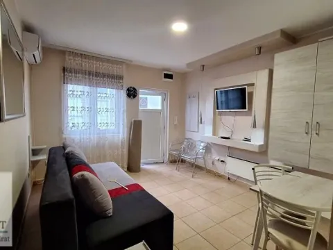 Rent, studio apartment, 17m², Telep, Novi Sad Sve Podlokacije - image 4