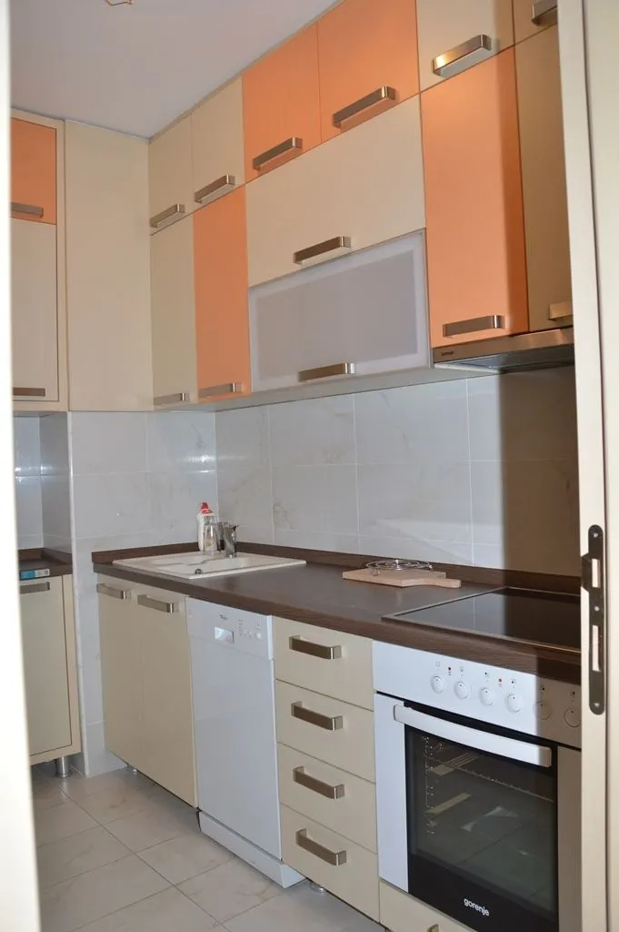 Rent, office space, 52m², Preko Morače, Podgorica