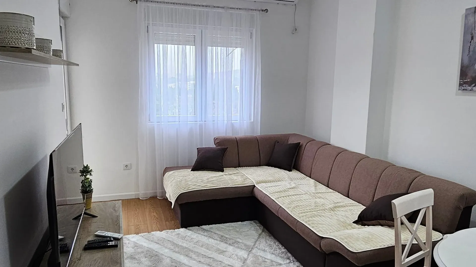 Rent, one bedroom apartment, 35m², Ljubović, Podgorica
