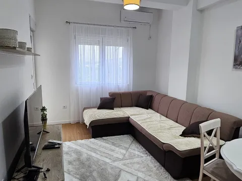 Rent, one bedroom apartment, 35m², Ljubović, Podgorica - image 4