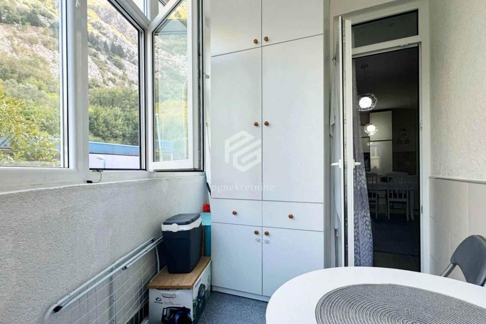 Prodaja, dvosoban stan, 48m², Kotor, Crna Gora