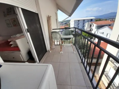 Prodaja, jednosoban stan, 48m², Stari Aerodrom, Podgorica - image 7