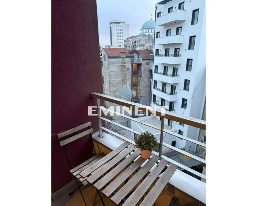 Rent, two bedroom apartment, 52m², Slavija, Vračar Sve Podlokacije