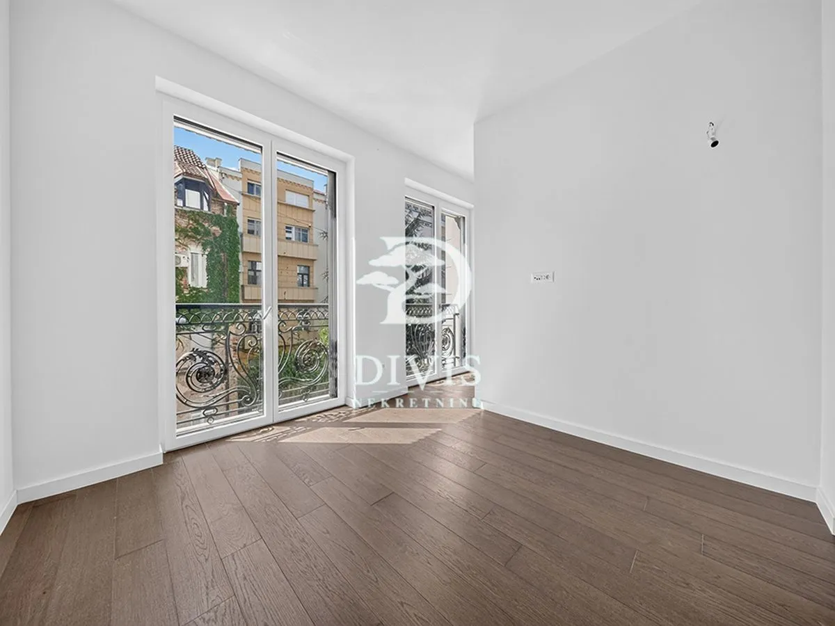 Sale, four bedroom apartment, 132m², Vračar Hram, Vračar Sve Podlokacije