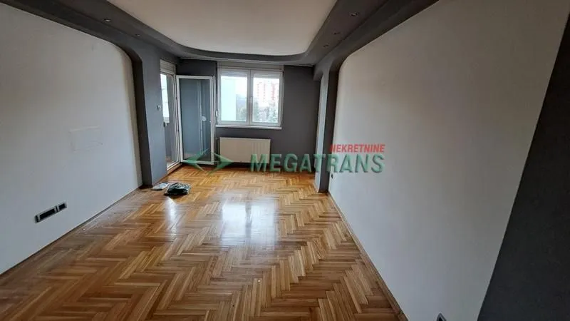 Izdavanje, dvosoban stan, 62m², Grbavica, Novi Sad Sve Podlokacije