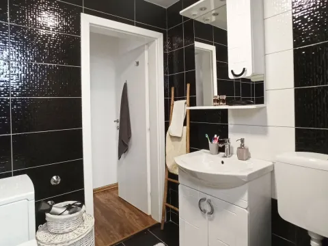 Sale, four bedroom apartment, 111m², Centar, Loznica - image 12