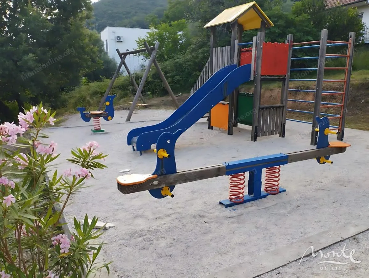 Prodaja, jednosoban stan, 48m², Đenovići, Herceg Novi