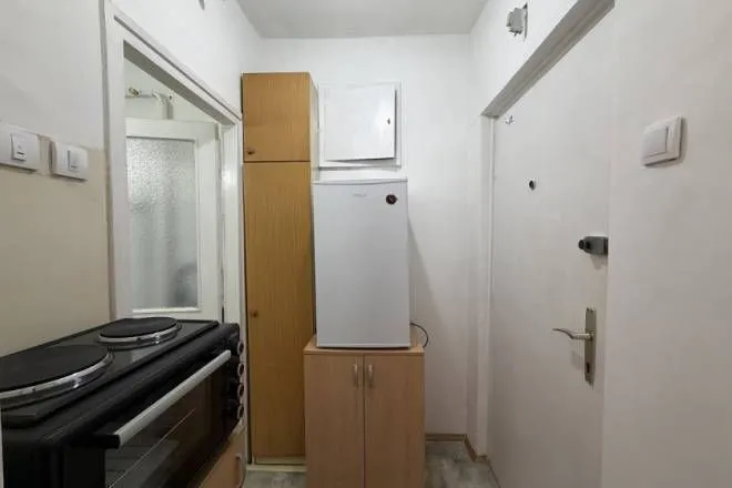 Rent, one bedroom apartment, 20m², Savski Venac, Beograd