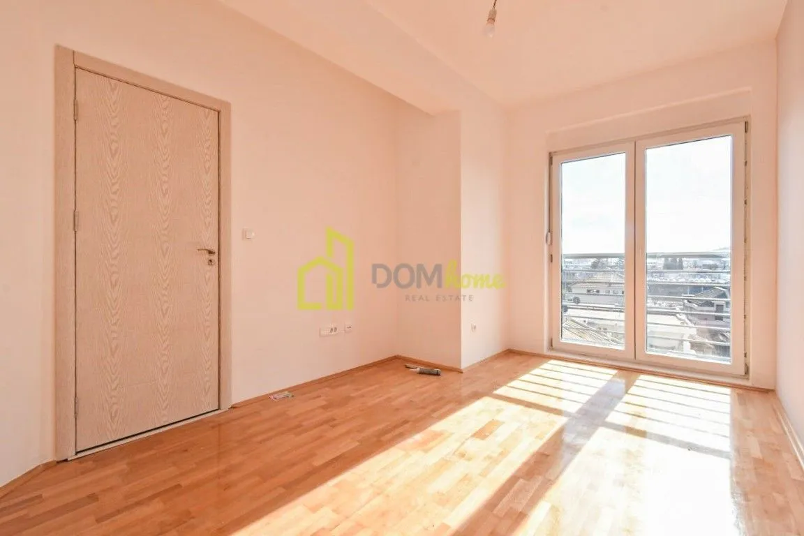 Prodaja, dvosoban stan, 67m², Kod Big Fashion-a, Podgorica