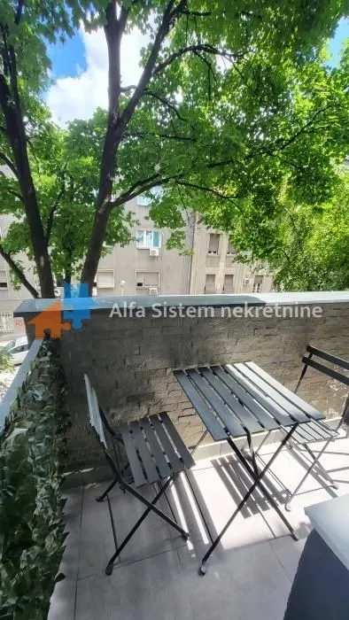 Rent, two bedroom apartment, 50m², Savski Venac, Beograd