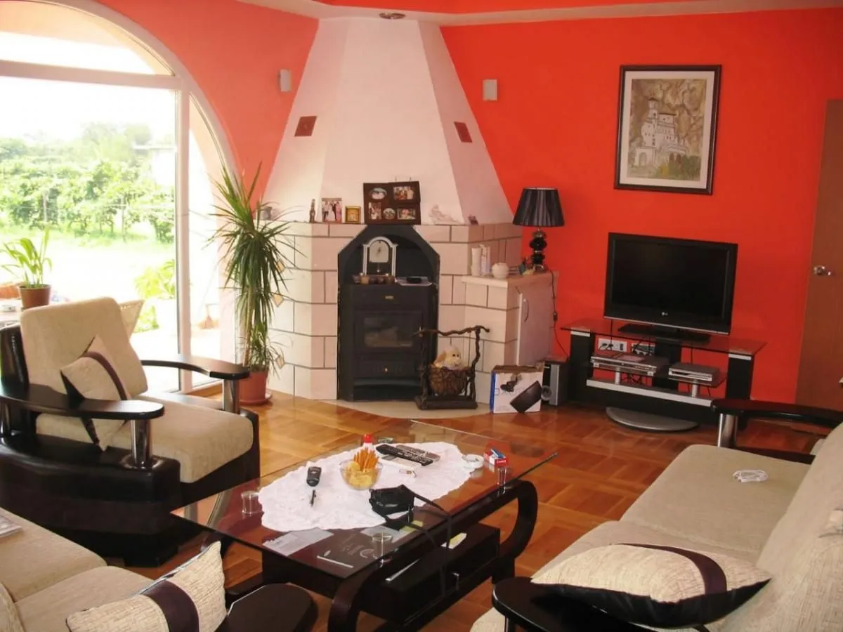 Prodaja, kuća, 180m², Donja Gorica, Podgorica