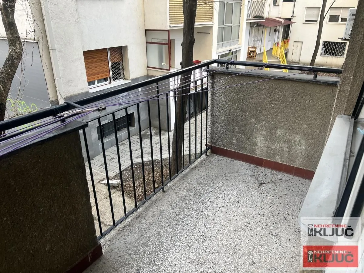 Prodaja, četvorosoban stan, 86m², Spens, Novi Sad Sve Podlokacije
