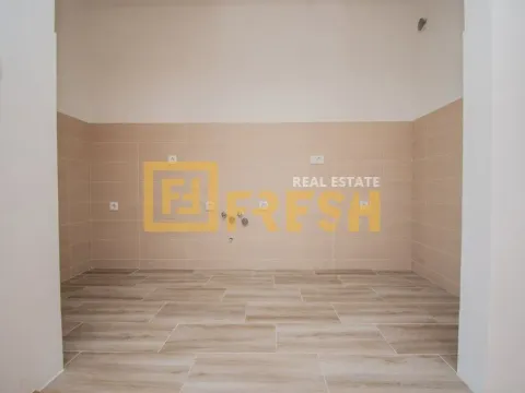 Prodaja, dvosoban stan, 67m², Tološi, Podgorica - image 12