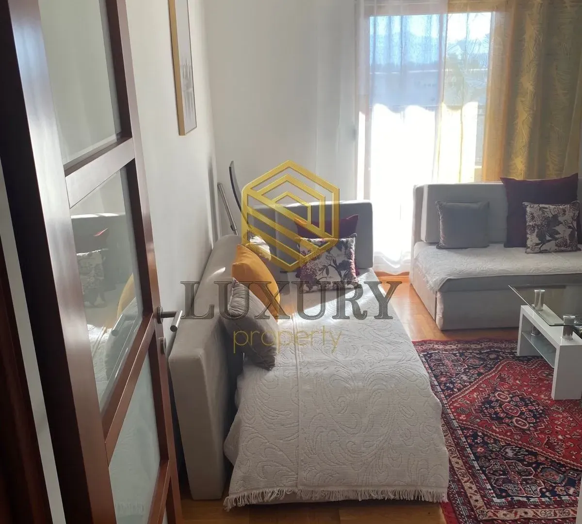 Izdavanje, jednosoban stan, 52m², Preko Morače, Podgorica