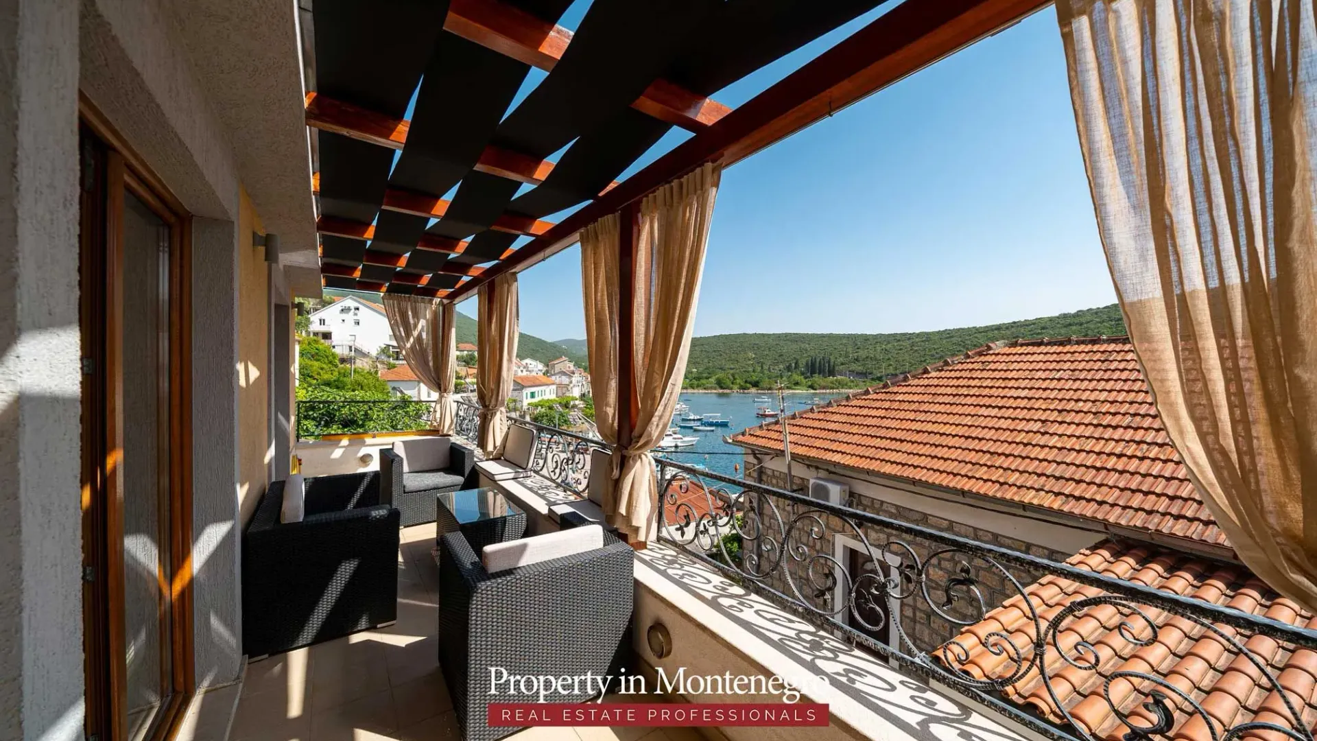 Sale, house, 266m², Kotor, Crna Gora