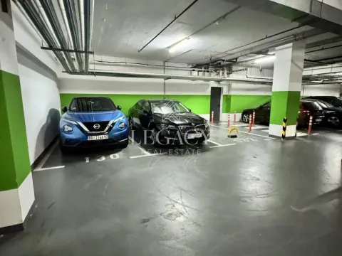 Rent, parking/garage, 13m², Južni Bulevar, Vračar Sve Podlokacije - image 2