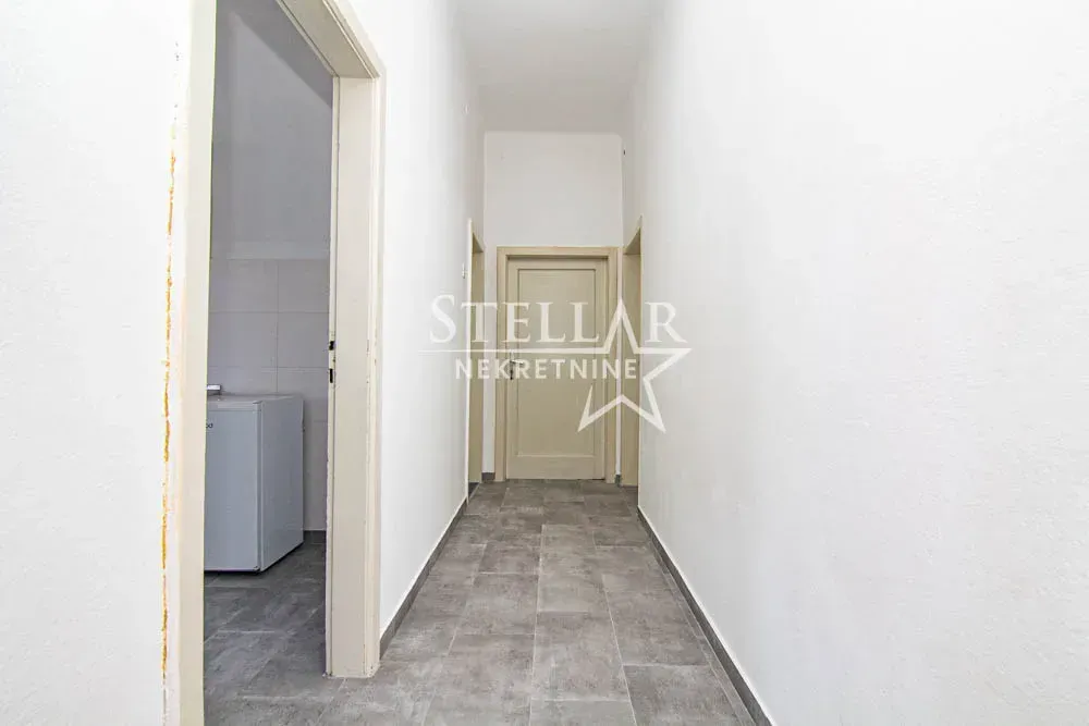 Rent, office space, 69m², Centar, Podgorica